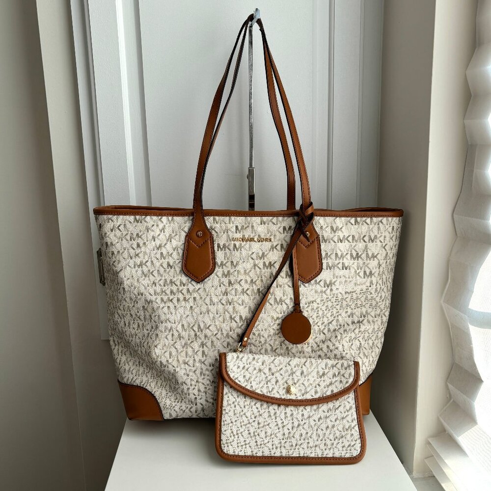 Brand New michael kors tote bag wallet set